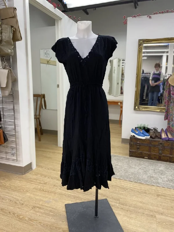 Auguste midi dress 4 Elegant Puff Sleeve Midi Dress