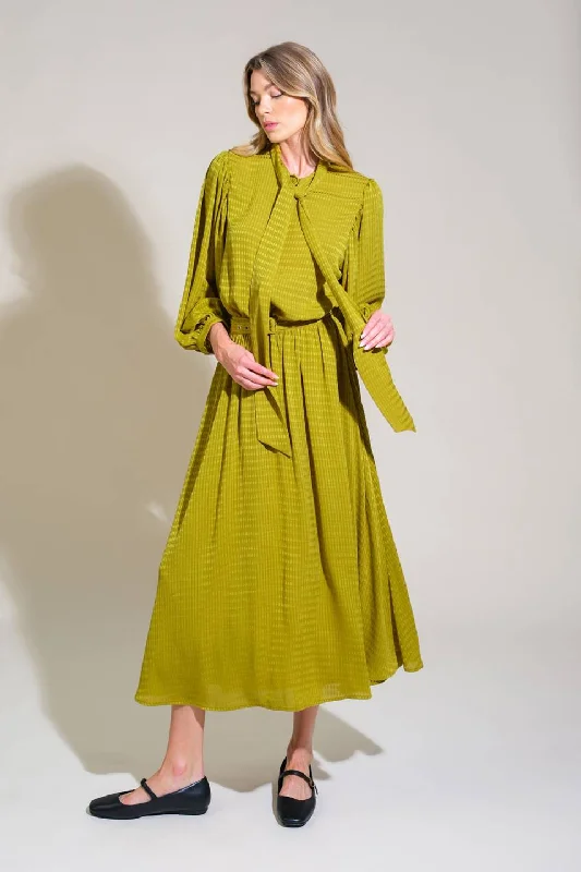 LOVE LIKE OURS WOVEN MIDI DRESS Cozy Tie-Dye Midi Dress