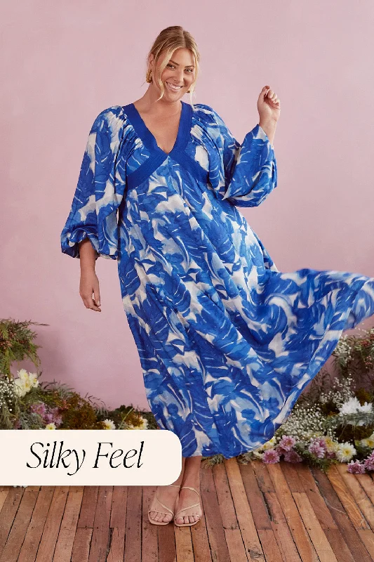 Margot Maxi Dress in Bora Bora Elegant Pleated Maxi Dress