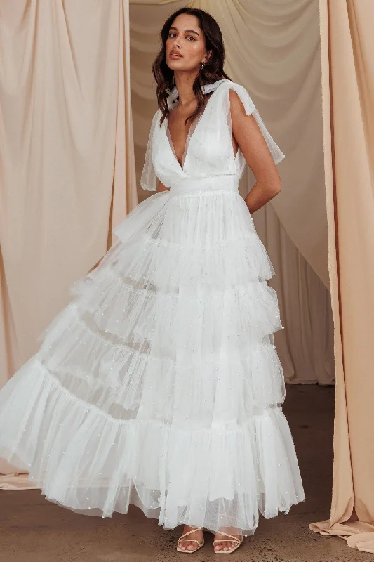 My Fair Lady Bow Shoulder Pearl Maxi Dress White Chic Sleeveless Maxi Dress