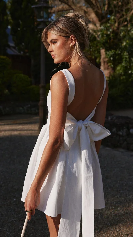 Sadzi Mini Dress - White Elegant Lace-Up Mini Dress