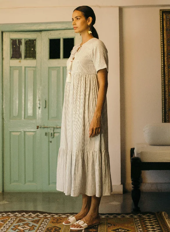 Women's Tapioca Gathered Midi Dress - The Burnt Soul Comfortable Denim Midi Dress