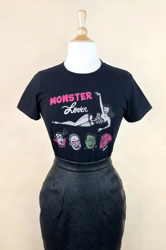 Monster Lover Graphic T-shirt in Black Casual Formal Business