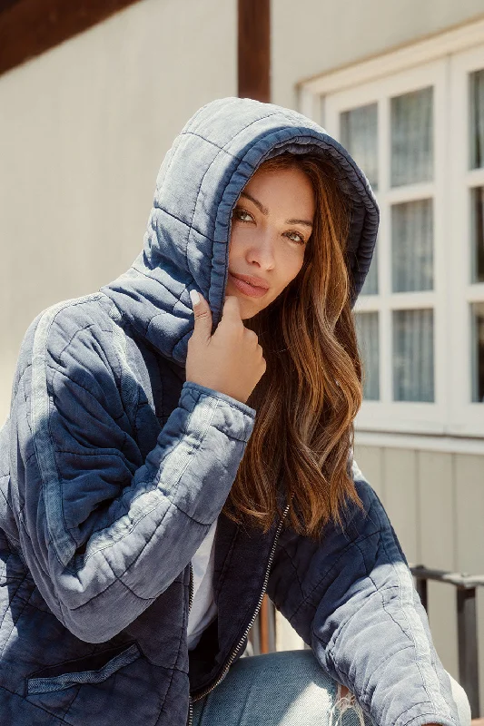 Quilted Heirloom Wovens Long Sleeve Batwing Hooded Zip Up Jacket Insulated Jacket Fitted Jacket Loose Jacket Quilted Heirloom Wovens Long Sleeve Batwing Hooded Zip Up Jacket Insulated Jacket Fitted Jacket Loose Jacket
