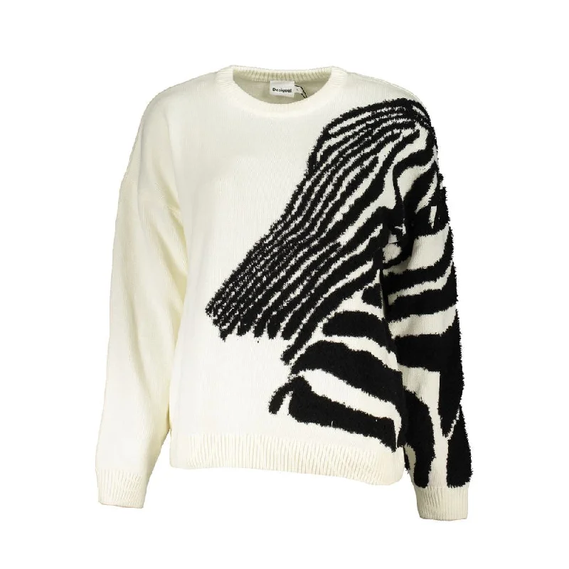 Chic Contrast Crew Neck Sweater in White Jersey Fabric Tulle Fabric Batik Fabric