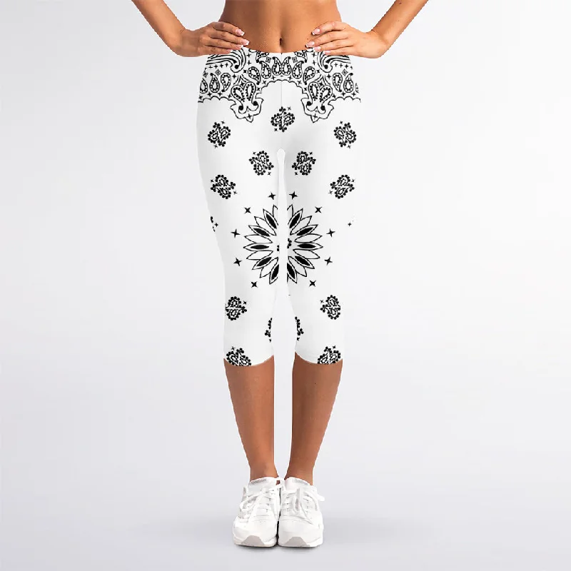 White Paisley Bandana Print Women's Capri Leggings Cozy Sweat-Wicking Leggings