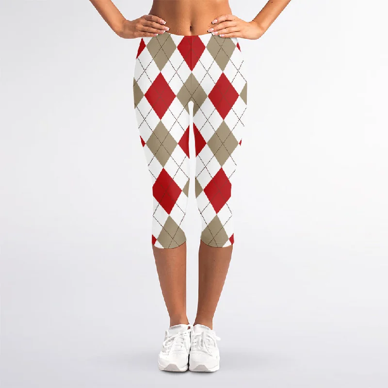 White Red And Beige Argyle Pattern Print Women's Capri Leggings Fashionable Printed Leggings