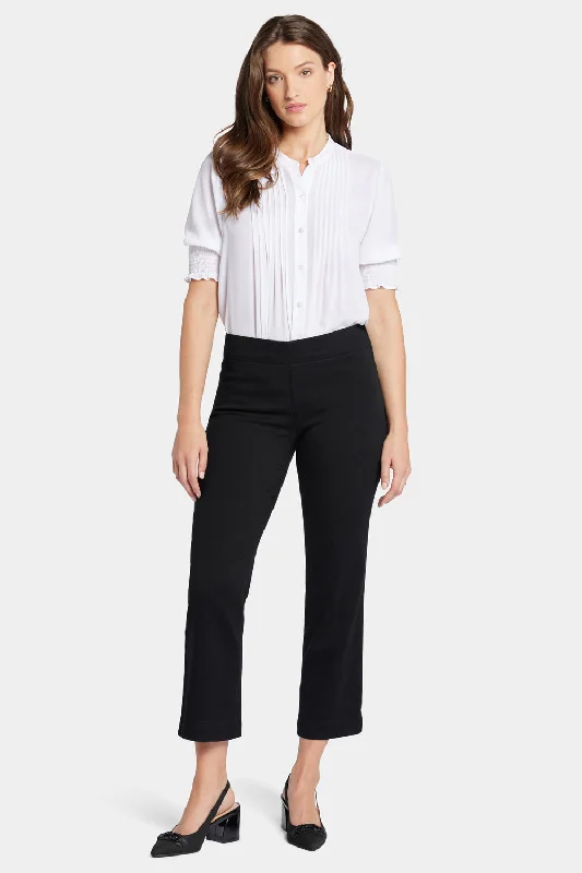 Bailey Relaxed Straight Ankle Pull-On Jeans - Overdye Black Casual High-Waisted Bootcut Jeans