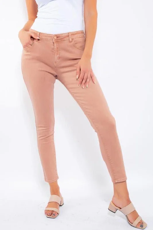 WOMEN'S FASHION COLORED JEANS IN PINK Trendy Plus Size Jeans